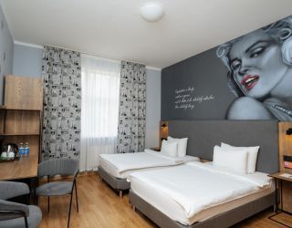 Отель "Ays Design Hotel"